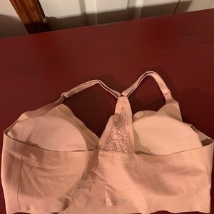 Victoria’s Secret Wireless Bra size large